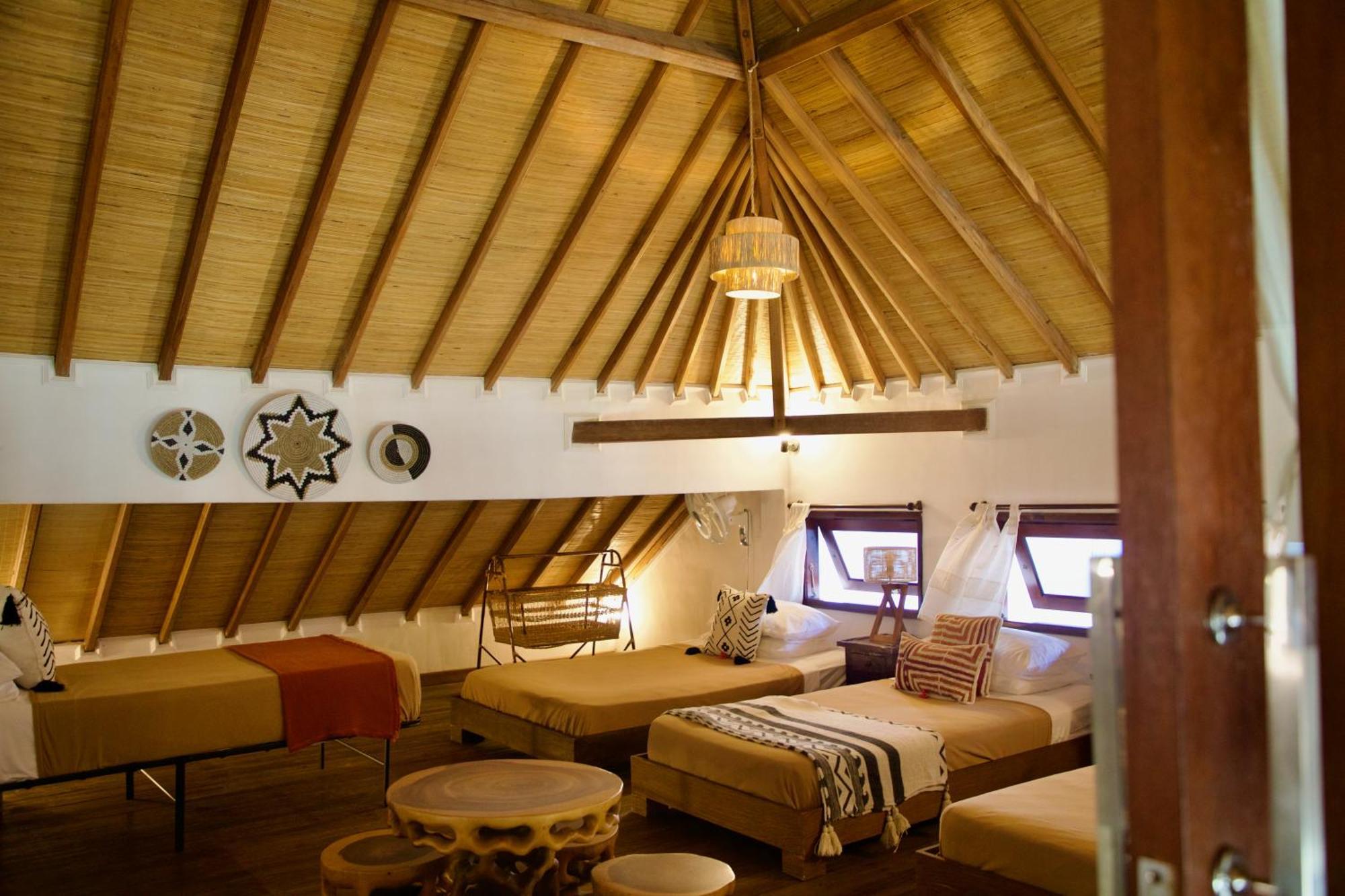 Villa Sunset Beach Джили Трауанган Екстериор снимка