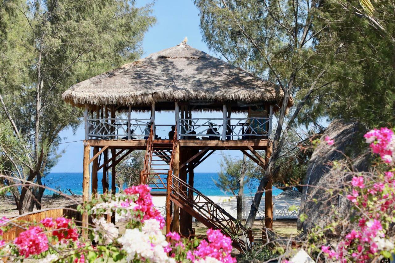 Villa Sunset Beach Джили Трауанган Екстериор снимка